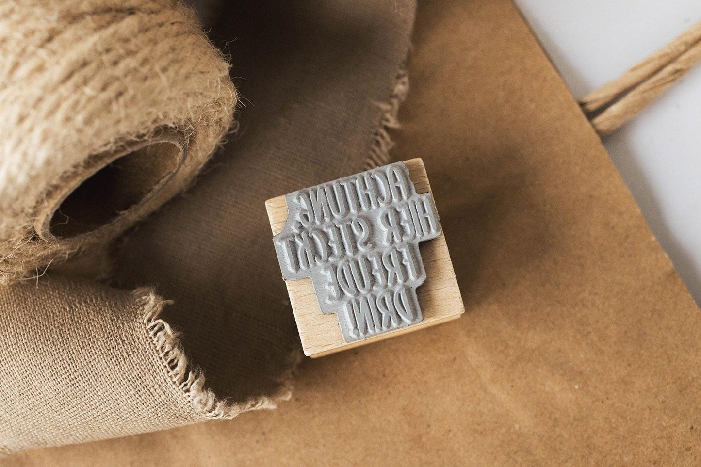 Achtung Freude Stempel Hier steckt Freude drin Geschenk Geburtstag Geschenkverpackung Geschenkpapier Alles Gute Stempel Alles Liebe HS101