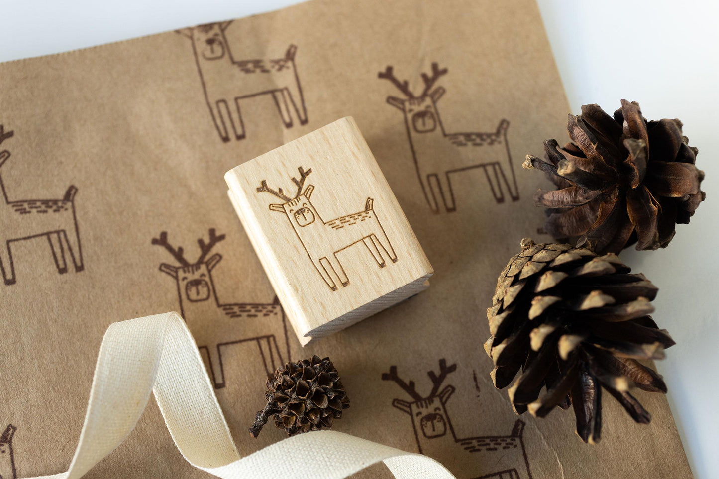 Stempel  Rentier Elch Hirsch Weihnachten Winter niedlich Kinder Scandi Motive Wintermotive Basteln DIY Scrapbooking Geschenkpapier HS152
