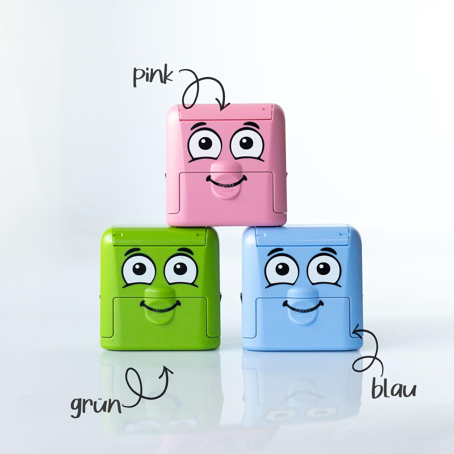Personalisierter Textil-Namensstempel für Kinder mit Bügeletiketten, Kindergarten, Schule, wasserfest, Geschenk Schulanfang MyMarky  PR006