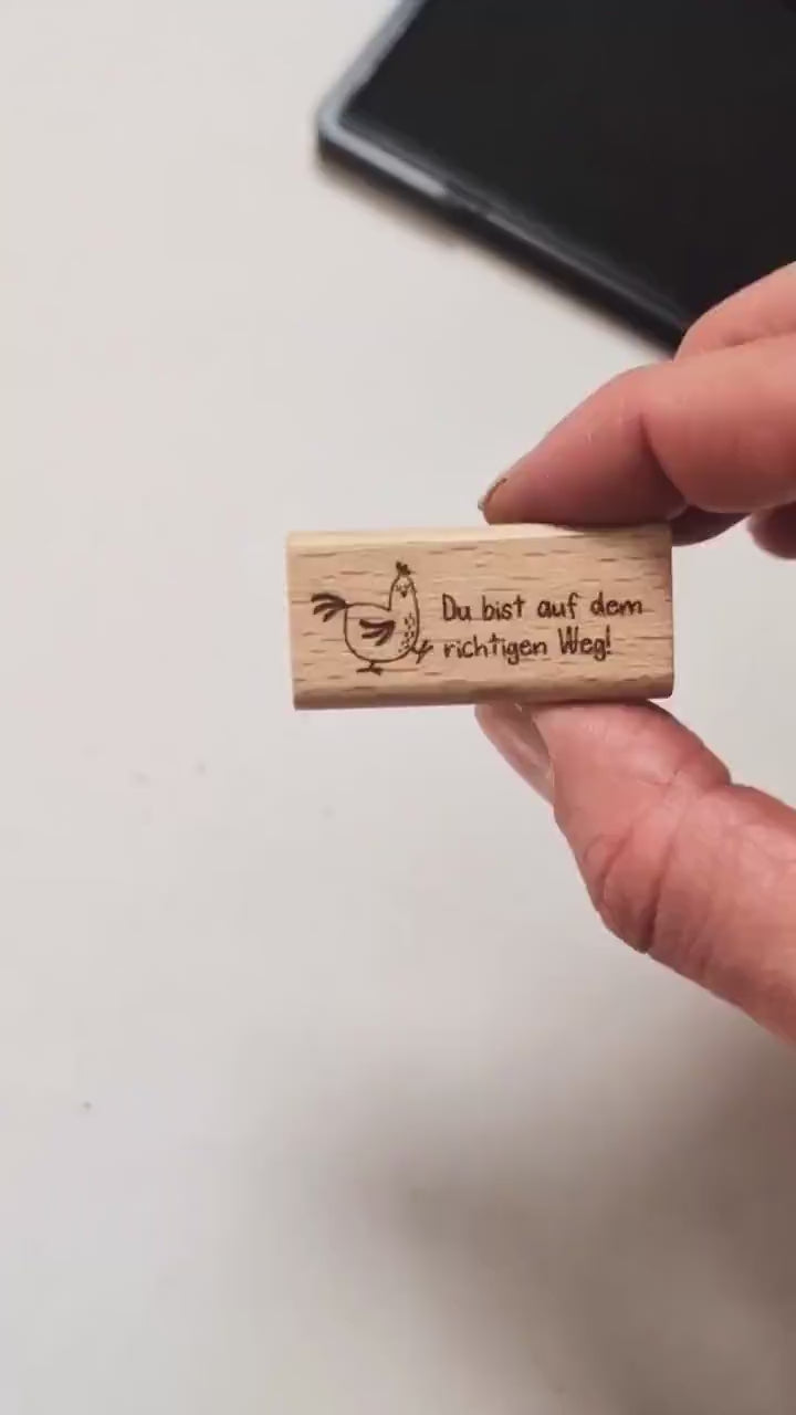 Video: Personalisierter Lehrerstempel mit Motiv – Printy 4911 und Holzstempel
